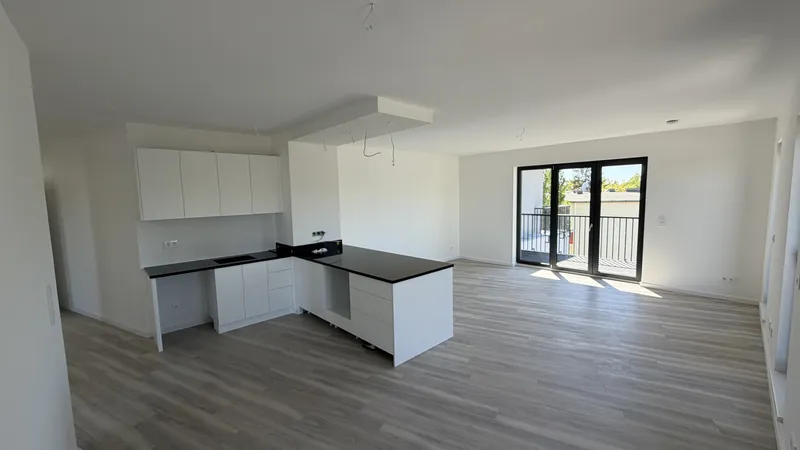 Platz zum Entfalten: 3-Zimmer-Wohnung in Marienfelde — photo 1
